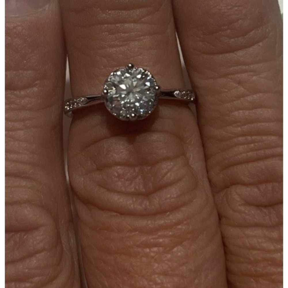 Moissanite Icy Blue One Carat‎ Ring Adjustable 6–10 New MSRP $80.00